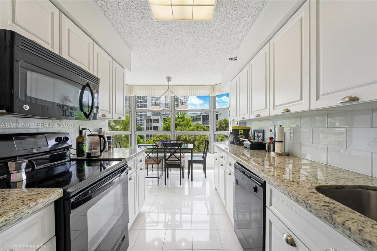 3400 NE 192nd St , Unit 412, Aventura, FL 33180 Photo