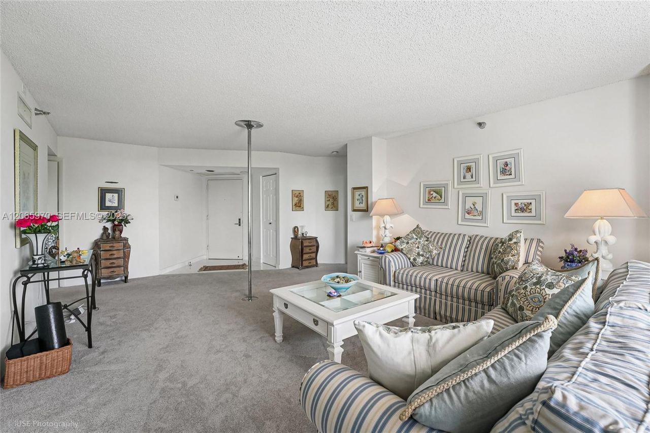 3400 NE 192nd St , Unit 412, Aventura, FL 33180 Photo