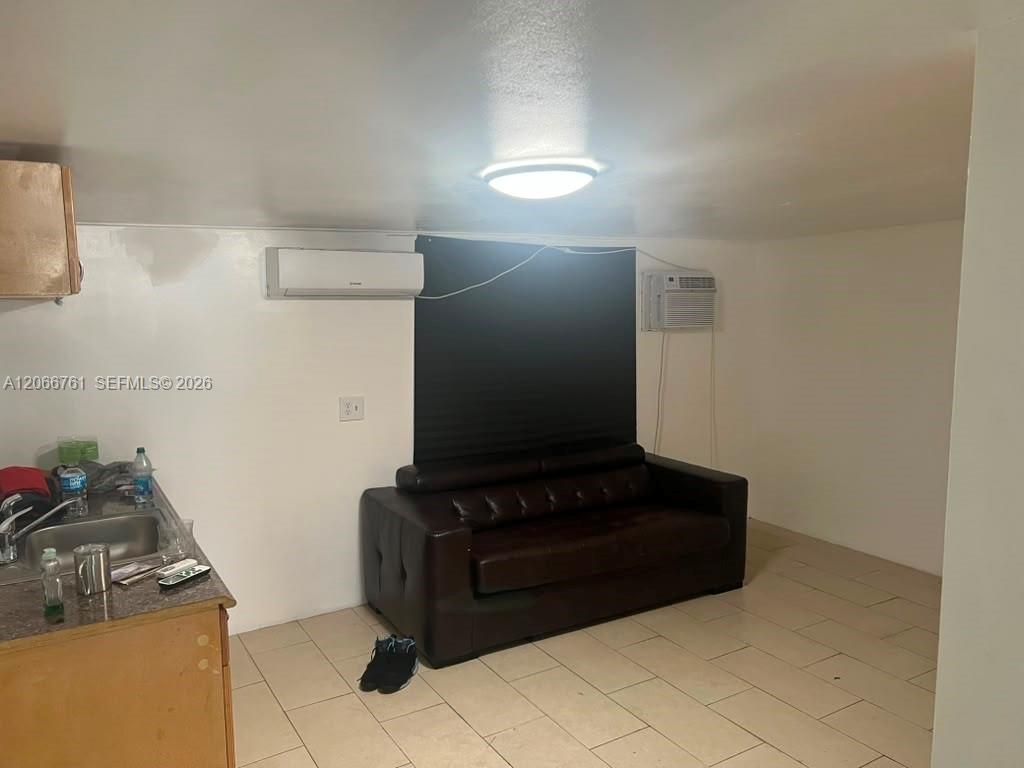 6841 Atlanta St, Hollywood, FL 33024 Photo