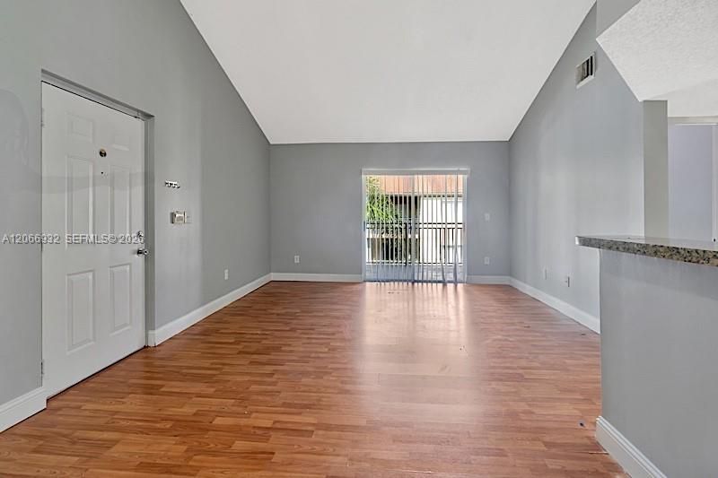 18830 NW 57th Ave , Unit 304, Hialeah, FL 33015 Photo