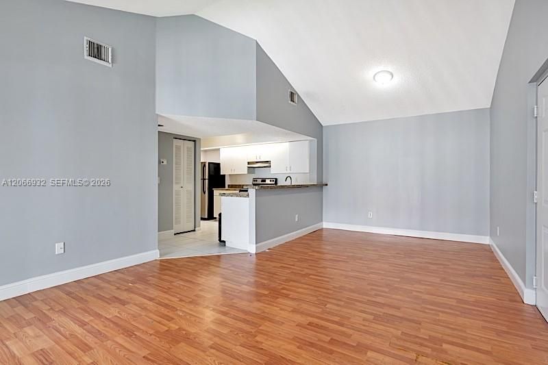 18830 NW 57th Ave , Unit 304, Hialeah, FL 33015 Photo