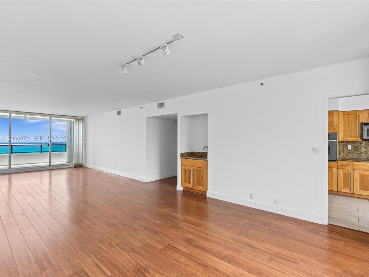 1541 Brickell Ave , Unit B3804, Miami, FL 33129 Photo