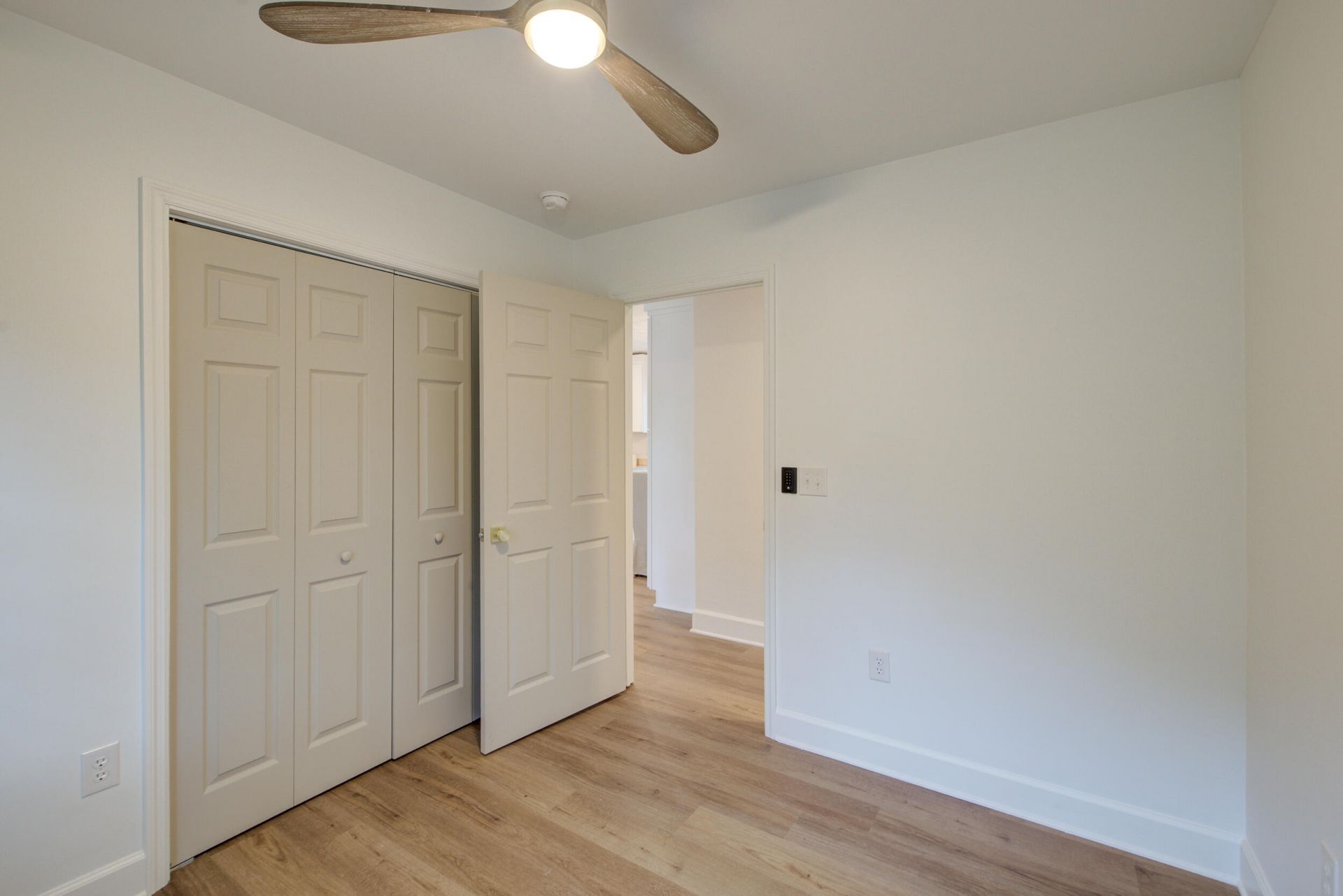 2660 Orchid Avenue Photo 28