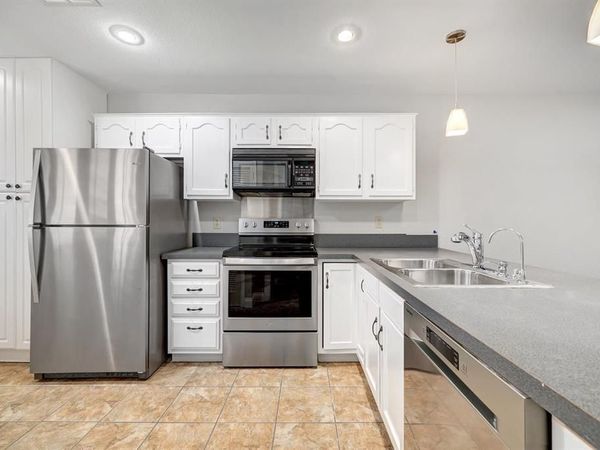 7211 Lakewood DR, Unit G124, Austin, TX 78750