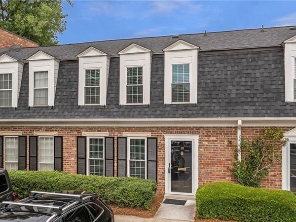 10 Market Square Place NW, Atlanta, GA 30318