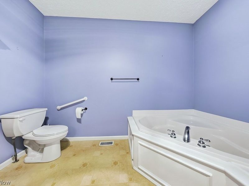 4 Whitaker Cove, Avon Lake, OH 44012 Photo 39