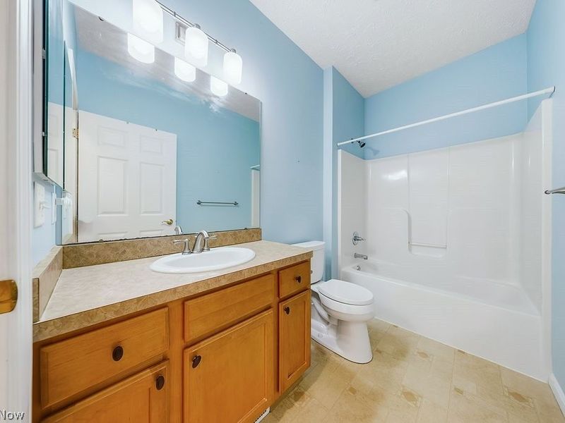 4 Whitaker Cove, Avon Lake, OH 44012 Photo 47