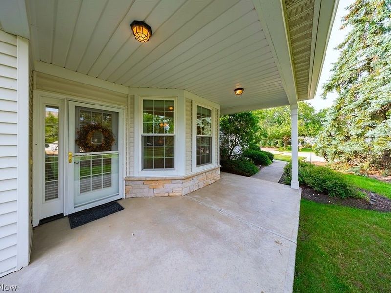 4 Whitaker Cove, Avon Lake, OH 44012 Photo 6