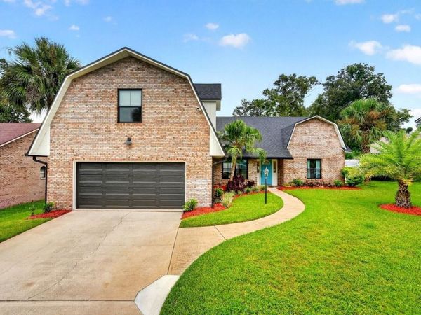 3 FOX HOLLOW DRIVE , ORMOND BEACH, FL 32174