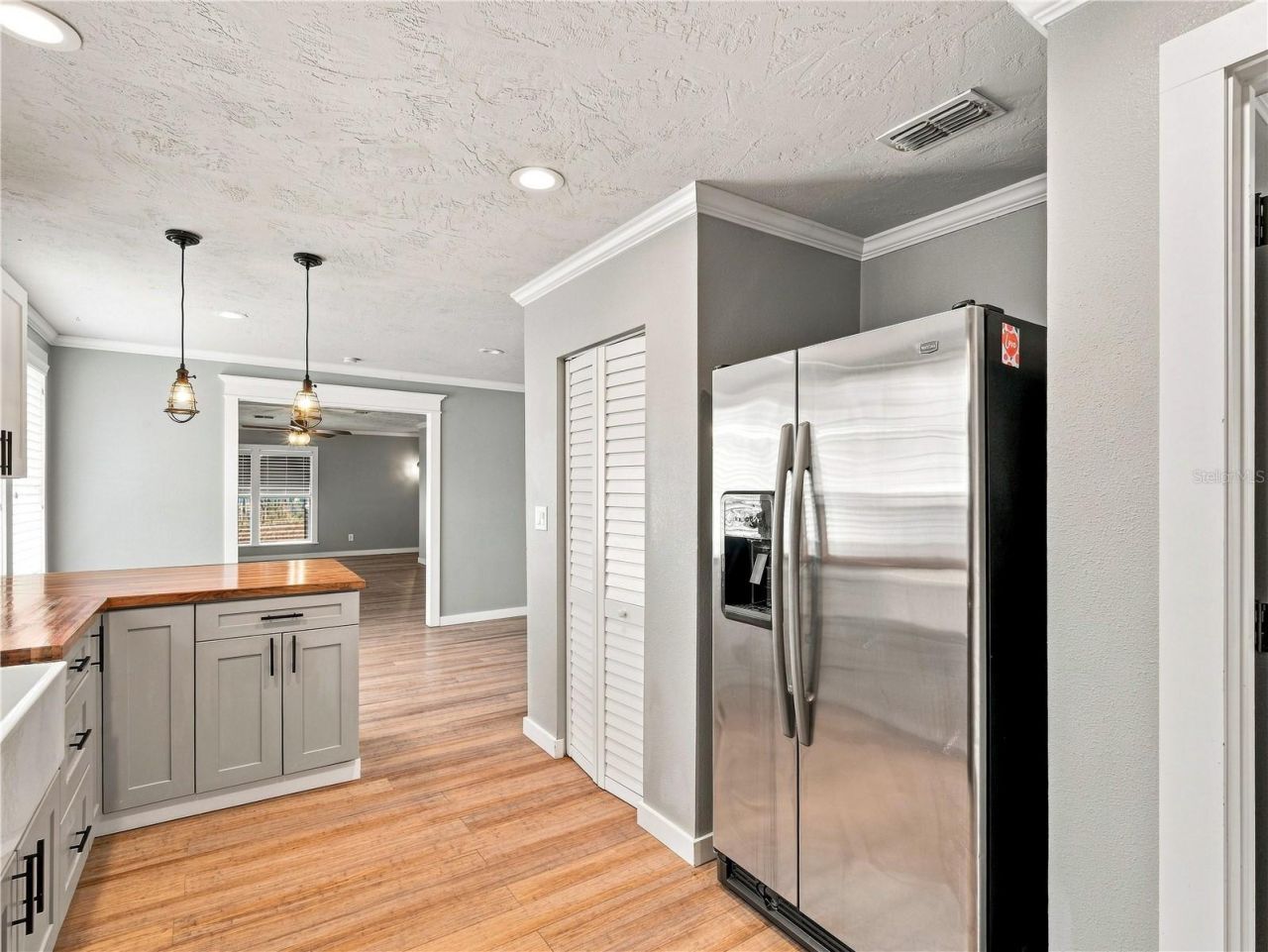 813 Live Oak Street, New Smyrna Beach, FL 32168 Photo