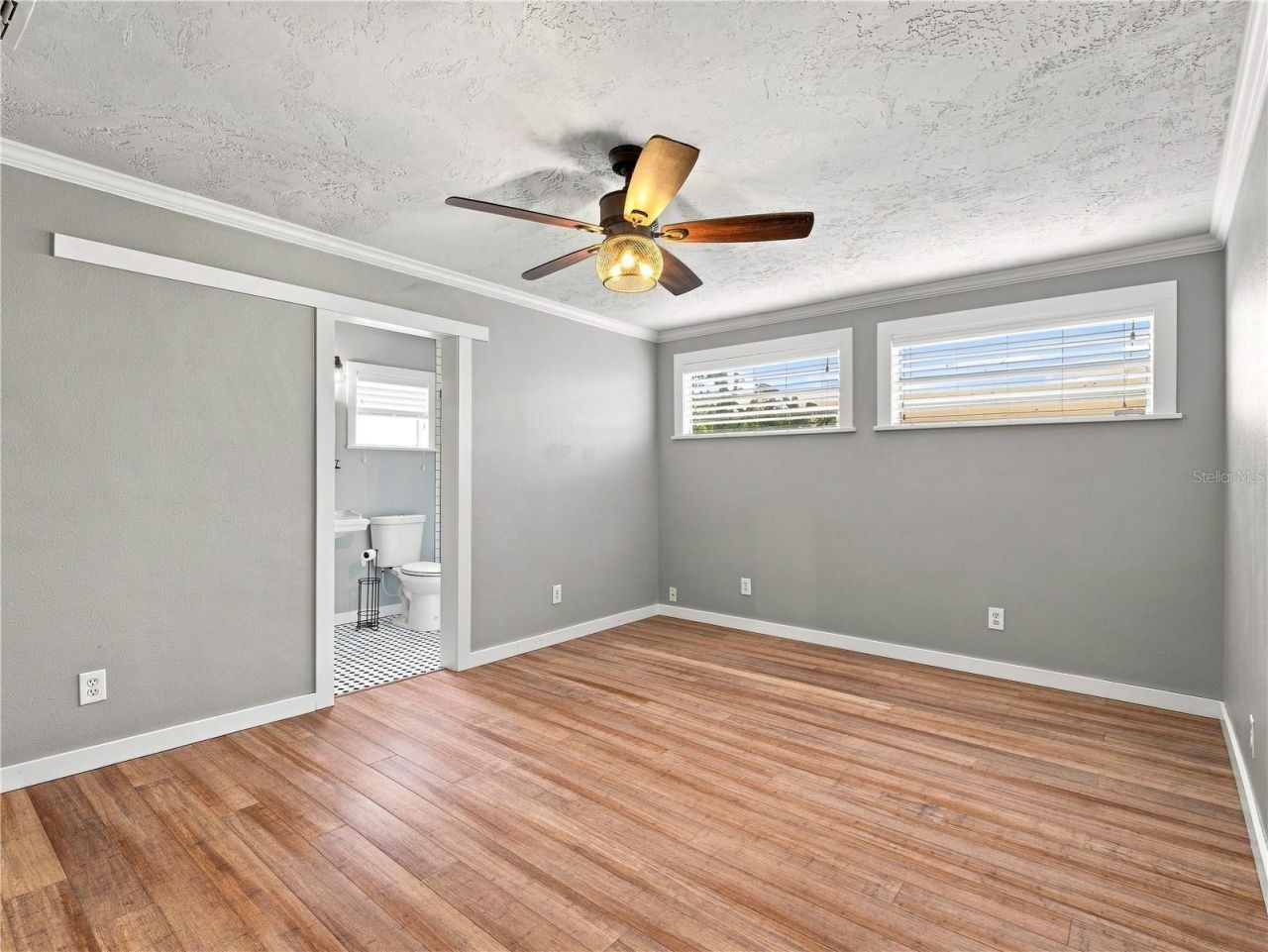 813 Live Oak Street, New Smyrna Beach, FL 32168 Photo