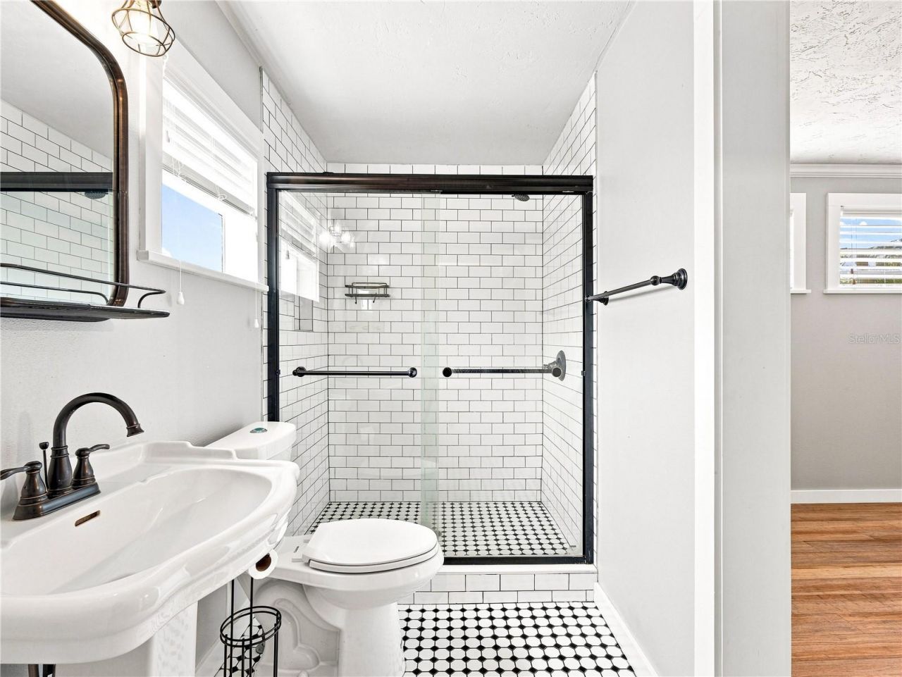 813 Live Oak Street, New Smyrna Beach, FL 32168 Photo