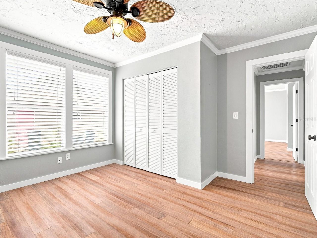 813 Live Oak Street, New Smyrna Beach, FL 32168 Photo