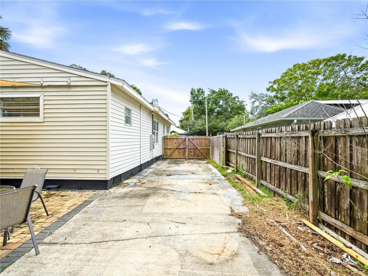 813 Live Oak Street, New Smyrna Beach, FL 32168 Photo