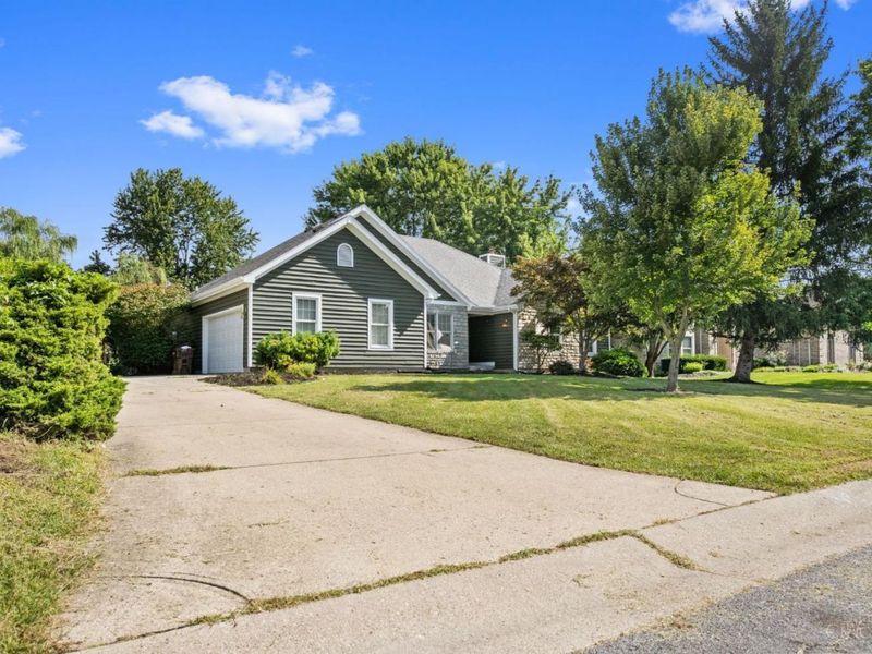 7147 Brightwaters Court, Liberty Township, OH 45011 Photo 4
