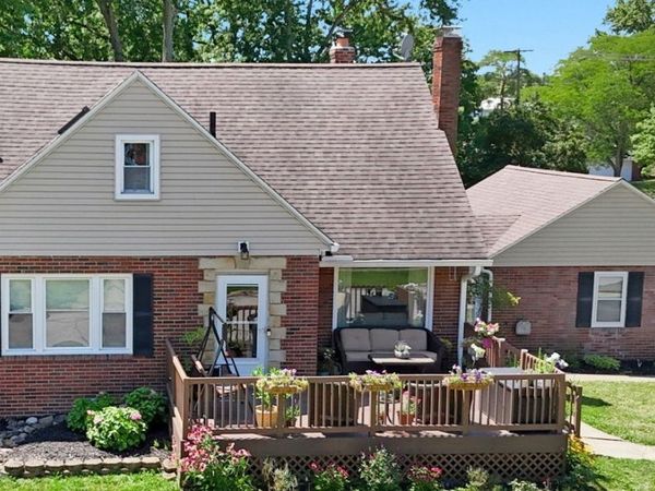 2218 20th Street, Cuyahoga Falls, OH 44223