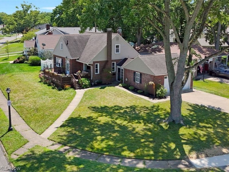 2218 20th Street, Cuyahoga Falls, OH 44223 Photo 3