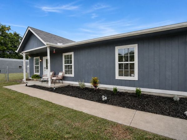 300 N 2nd Street , Sperry, OK 74073
