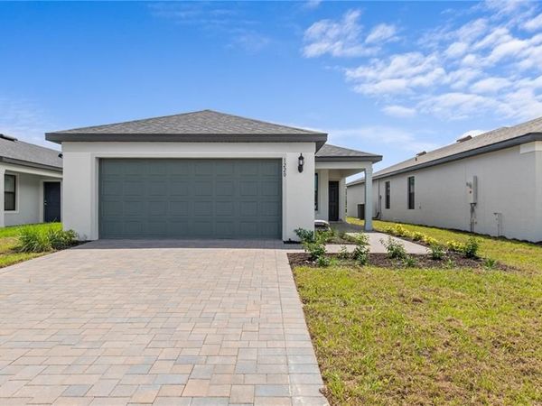 1222 Caloosa Cove DR , LABELLE, FL 33935