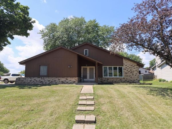 1432 Renee DRIVE, Racine, WI 53406