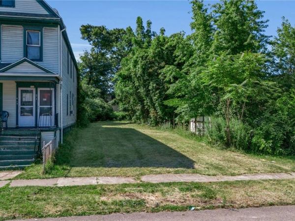109 Edna Place, Buffalo, NY 14209