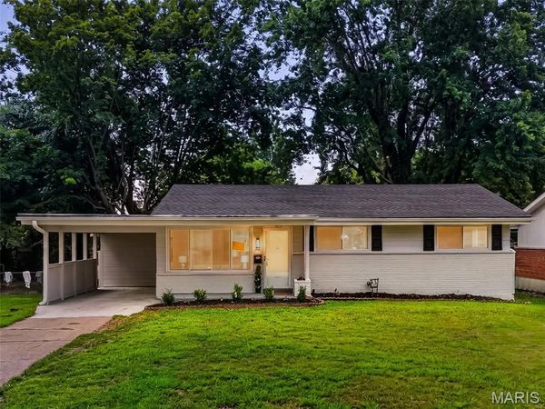 2248 Kerwin Drive, St Louis, MO 63136