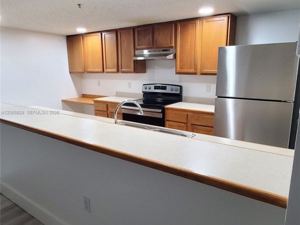 9909 Westwood Dr, Unit 12-1, Tamarac, FL 33321