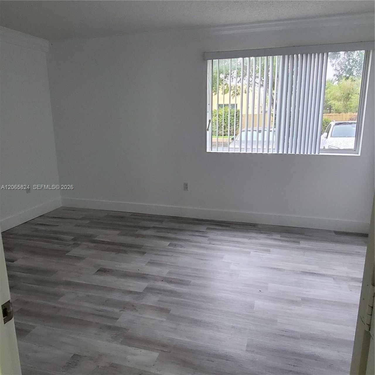 9909 Westwood Dr, Unit 12-1, Tamarac, FL 33321 Photo