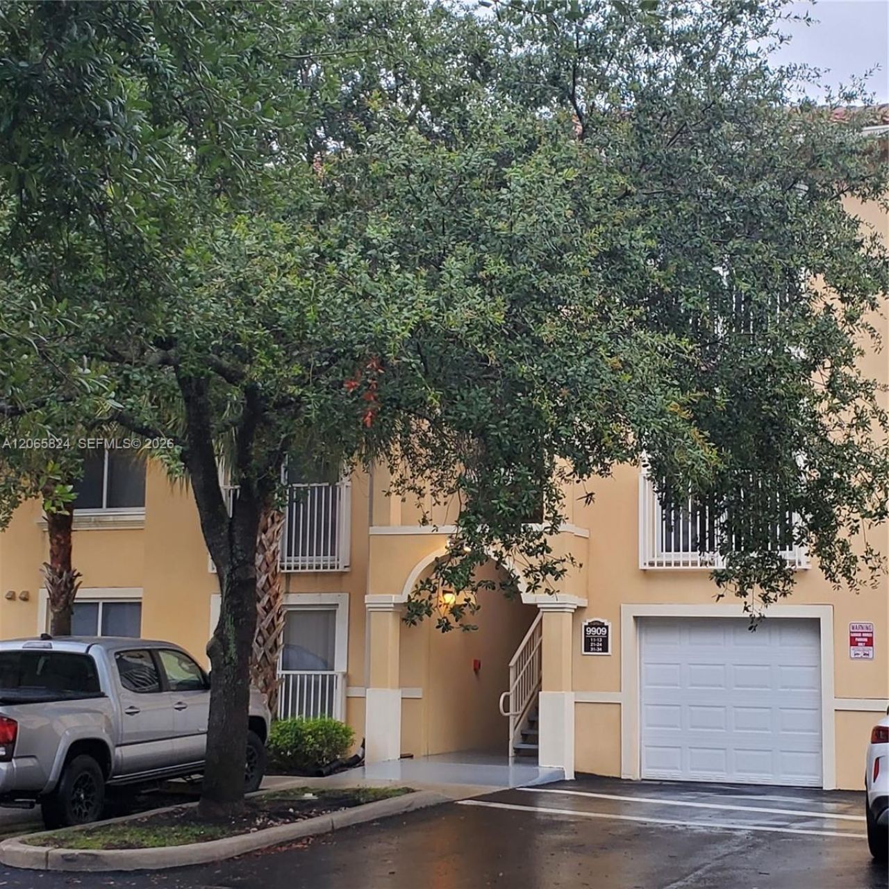 9909 Westwood Dr, Unit 12-1, Tamarac, FL 33321 Photo