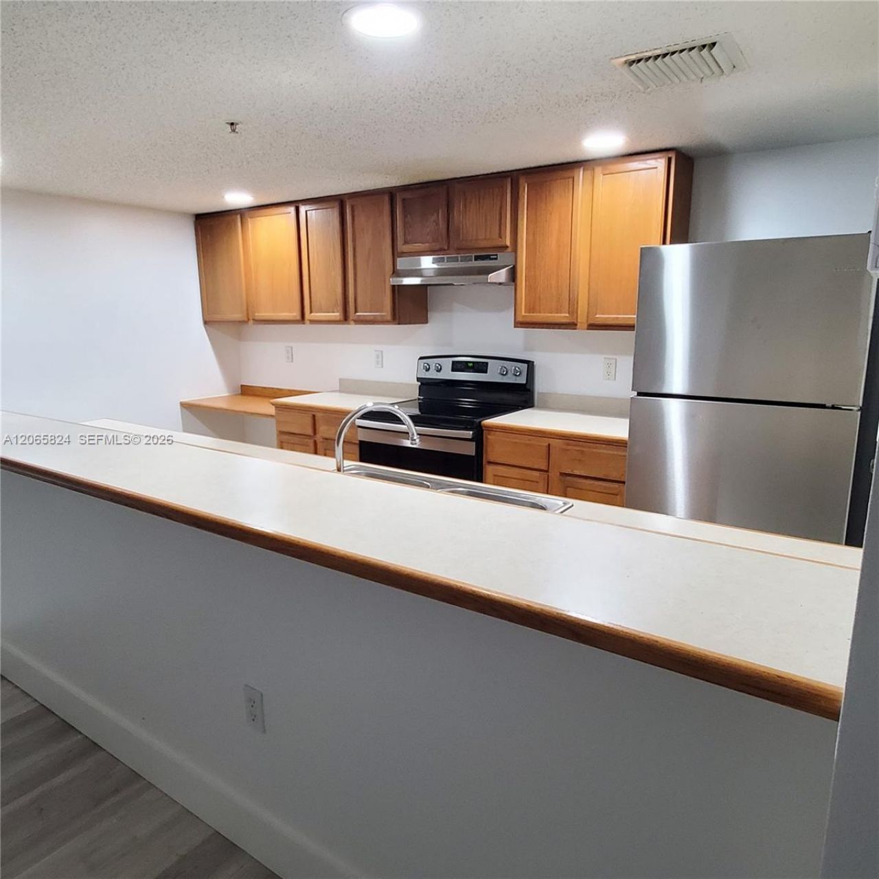 9909 Westwood Dr, Unit 12-1, Tamarac, FL 33321 Photo