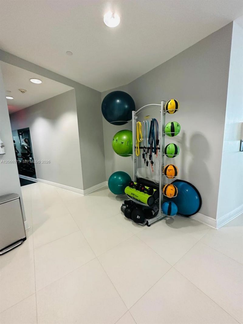 1250 S Miami Ave, Unit 1707, Miami, FL 33130 Photo