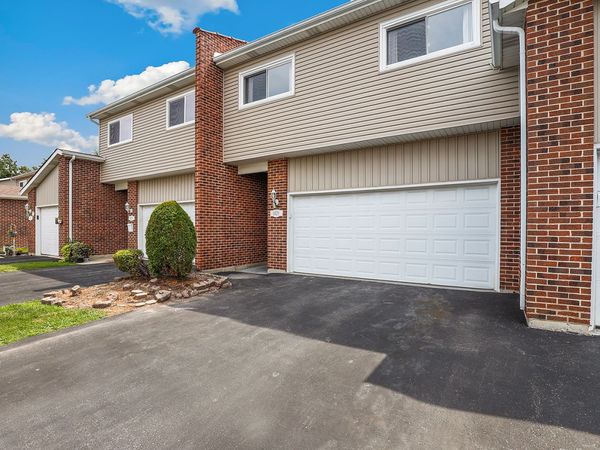 6829 Winston Drive , Tinley Park, IL 60477