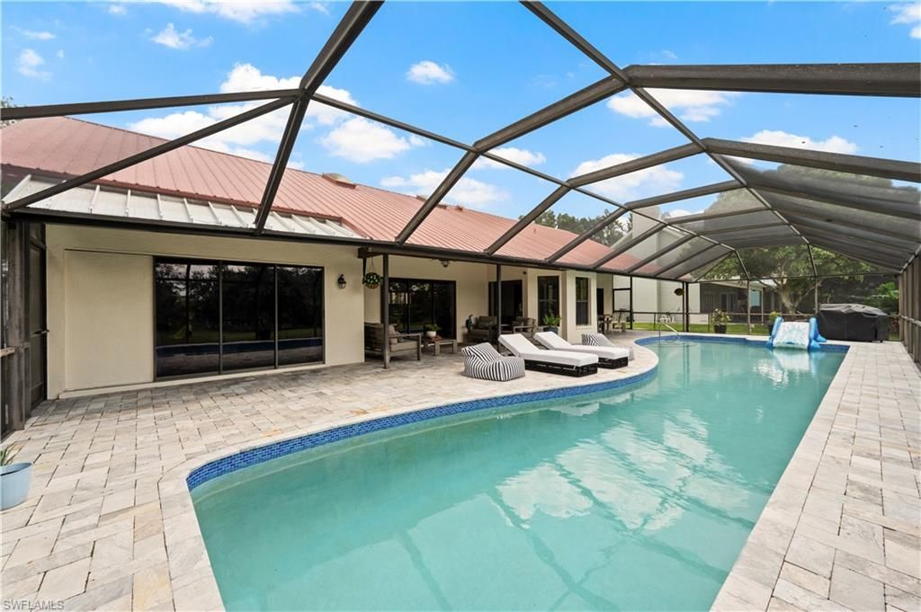 6560 Kestrel Cir, Fort Myers, FL 33966 Photo