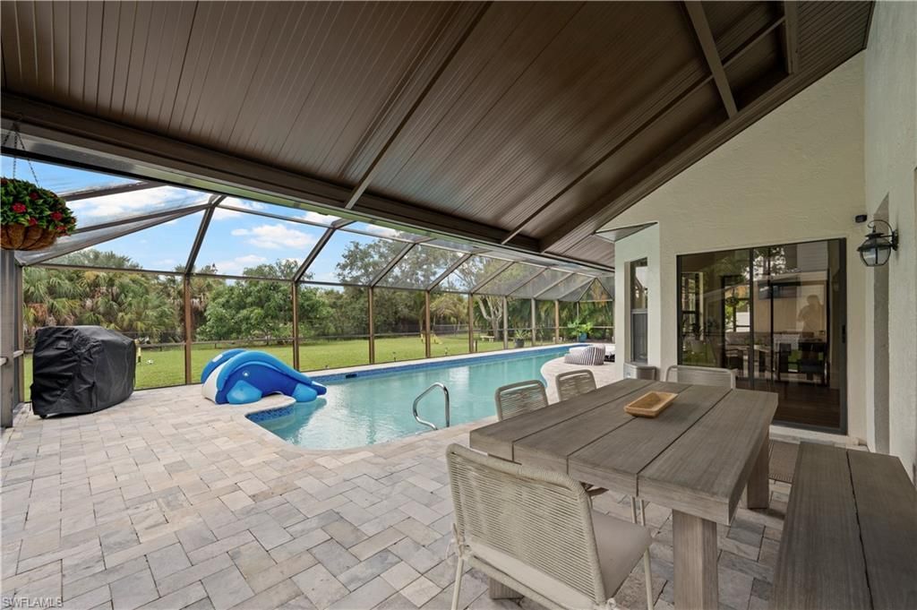 6560 Kestrel Cir, Fort Myers, FL 33966 Photo