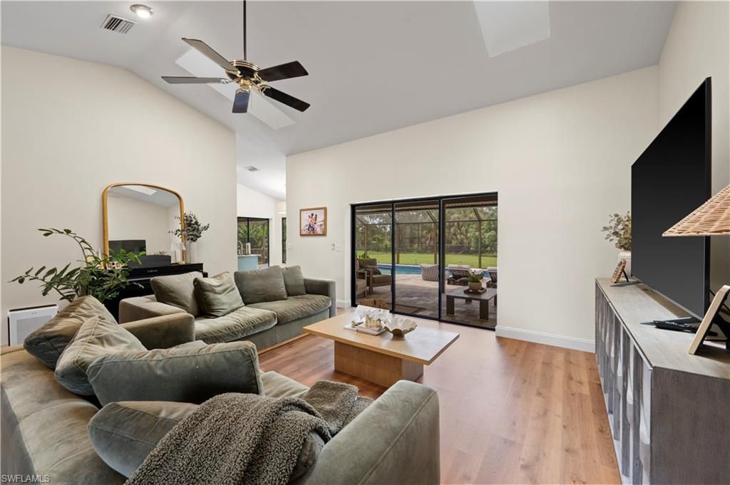 6560 Kestrel Cir, Fort Myers, FL 33966 Photo