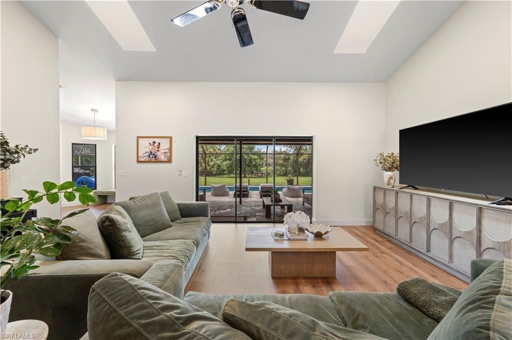 6560 Kestrel Cir, Fort Myers, FL 33966 Photo