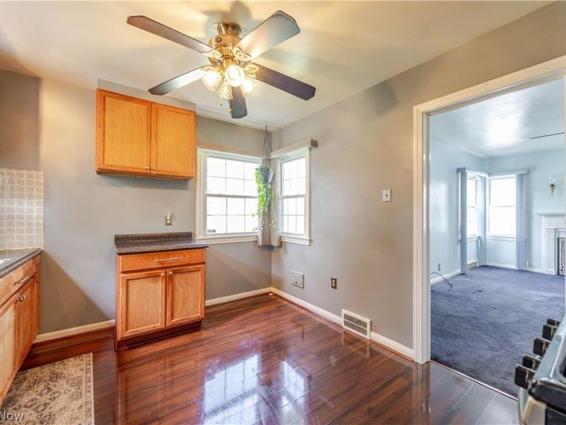 1075 Piermont Road, South Euclid, OH 44121 Photo 12