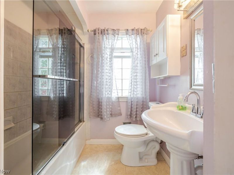 1075 Piermont Road, South Euclid, OH 44121 Photo 17