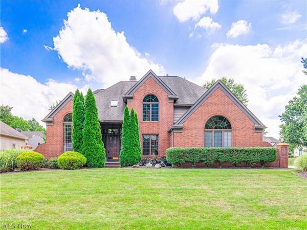 4350 Bramble Drive, Copley, OH 44321