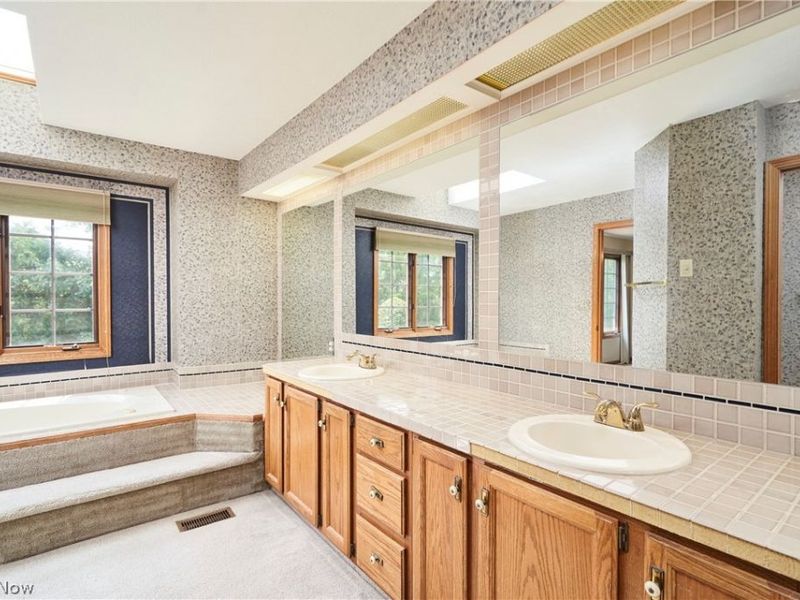 4350 Bramble Drive , Copley, OH 44321 Photo 17
