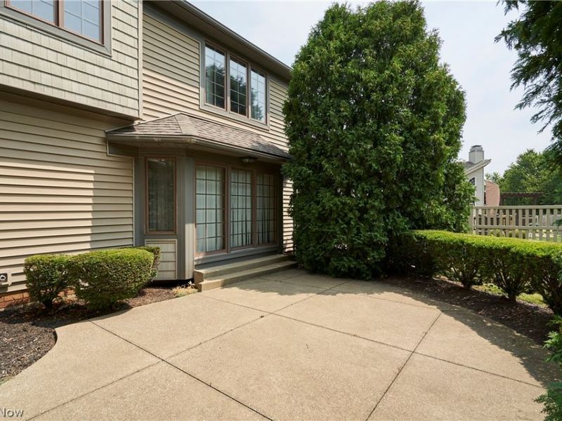 4350 Bramble Drive , Copley, OH 44321 Photo 3