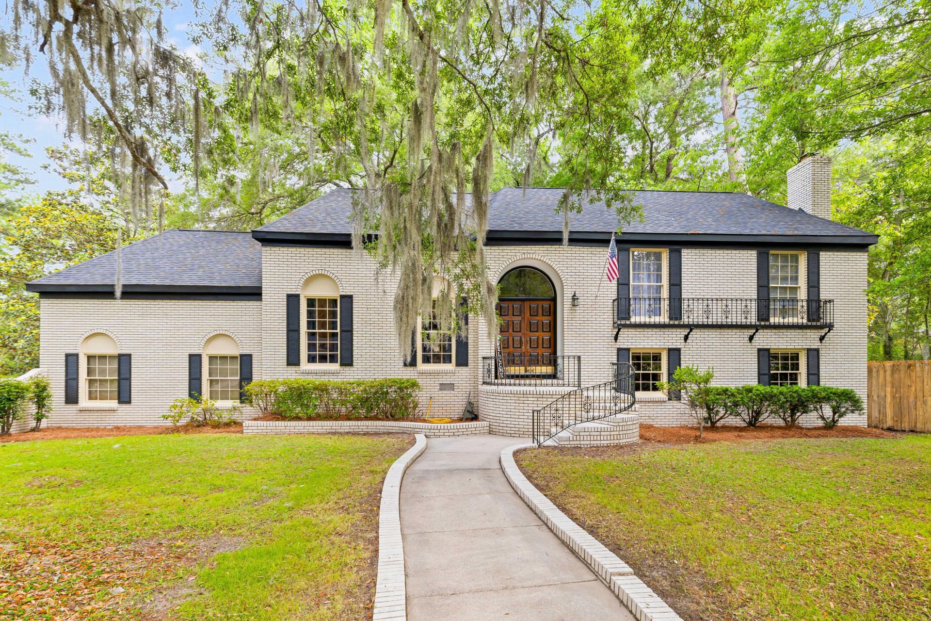 111 Seven Oaks Lane Photo 10