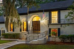 111 Seven Oaks Lane photo 4