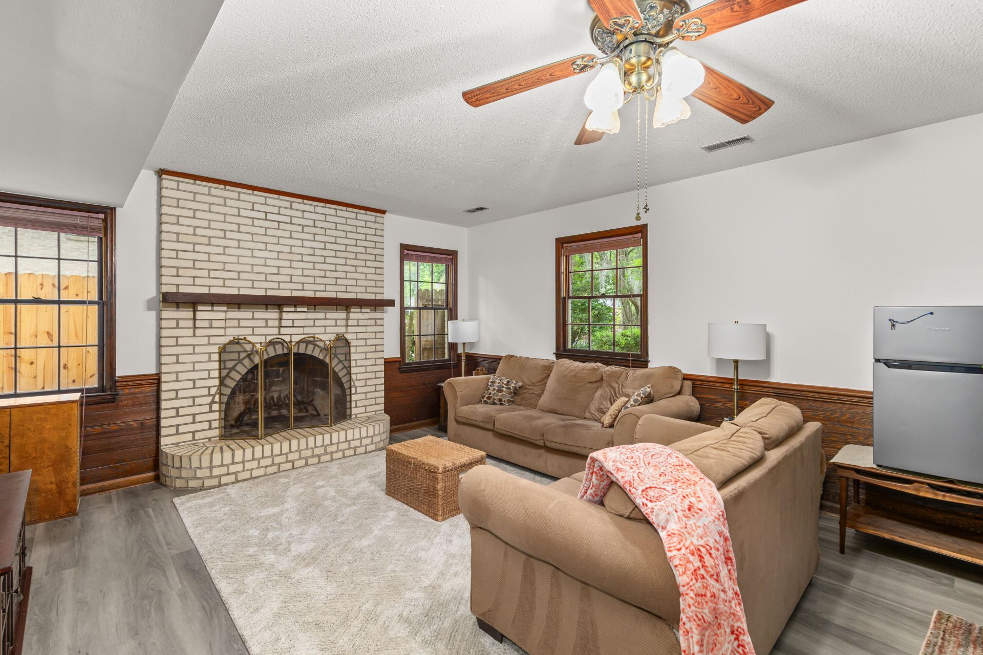 111 Seven Oaks Lane Photo 45
