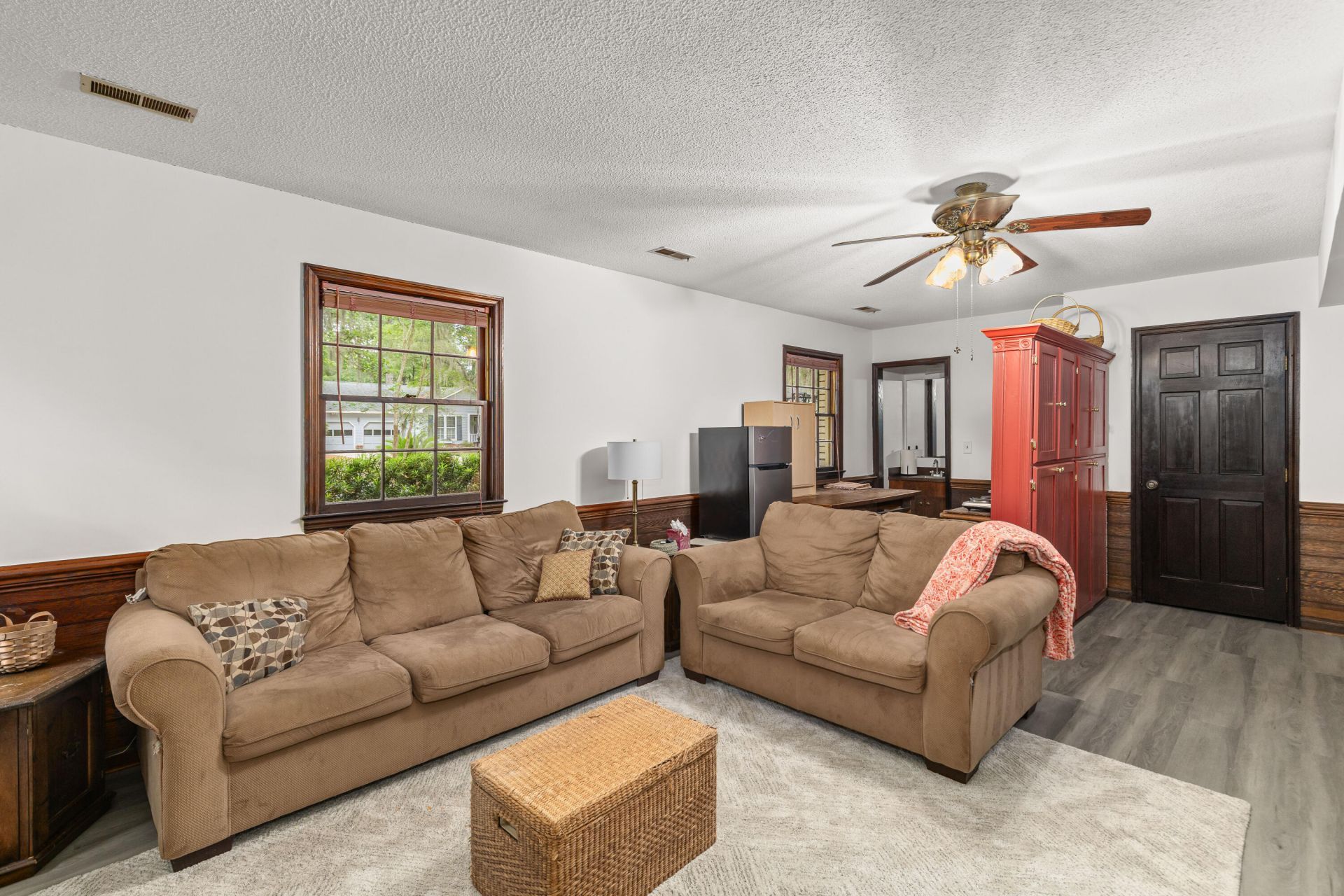 111 Seven Oaks Lane Photo 46
