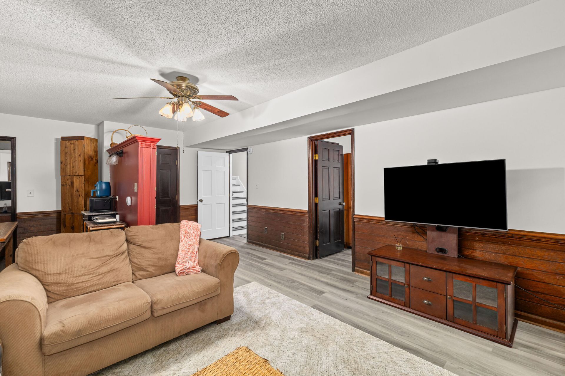 111 Seven Oaks Lane Photo 47