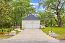 111 Seven Oaks Lane photo 4