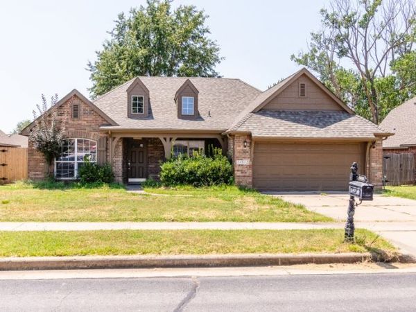 11512 E 102nd Street North N, Owasso, OK 74055