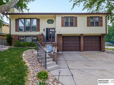 2321 Georgetown Place, Bellevue, NE 68123