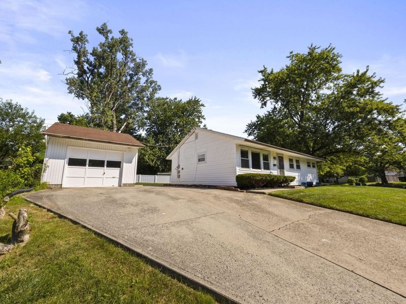 35 Richards Drive, Delaware, OH 43015 Photo 3